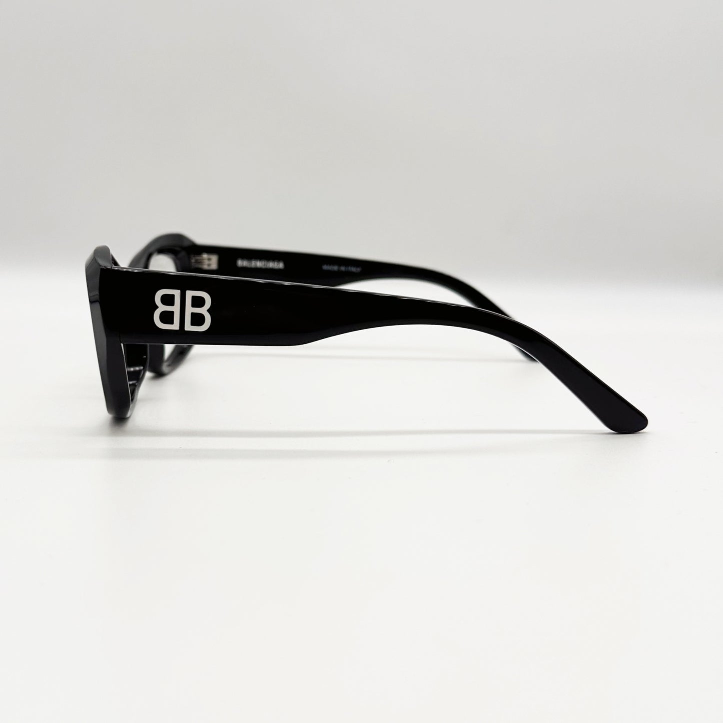 0398O nero lucido