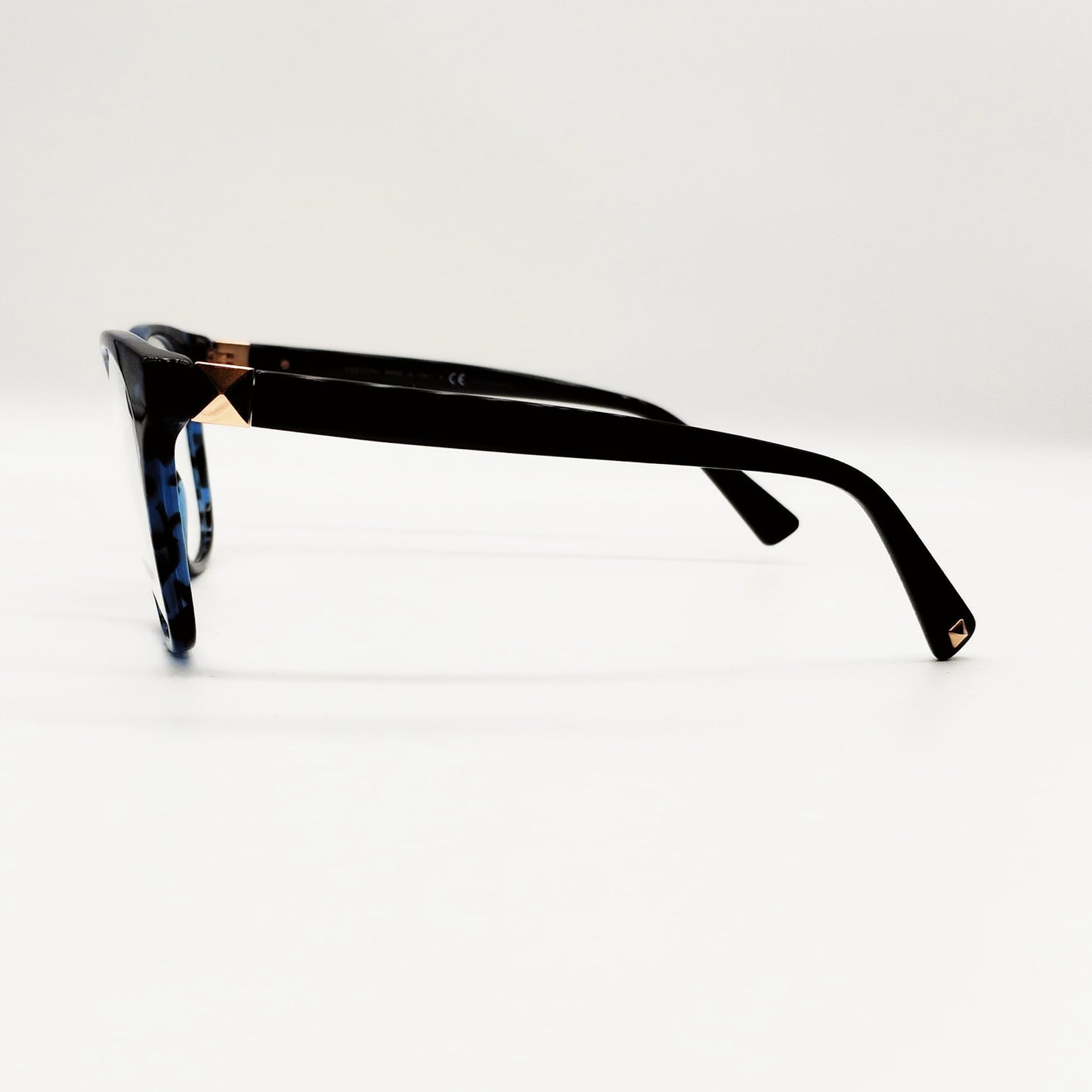 3064 [due varianti colore]