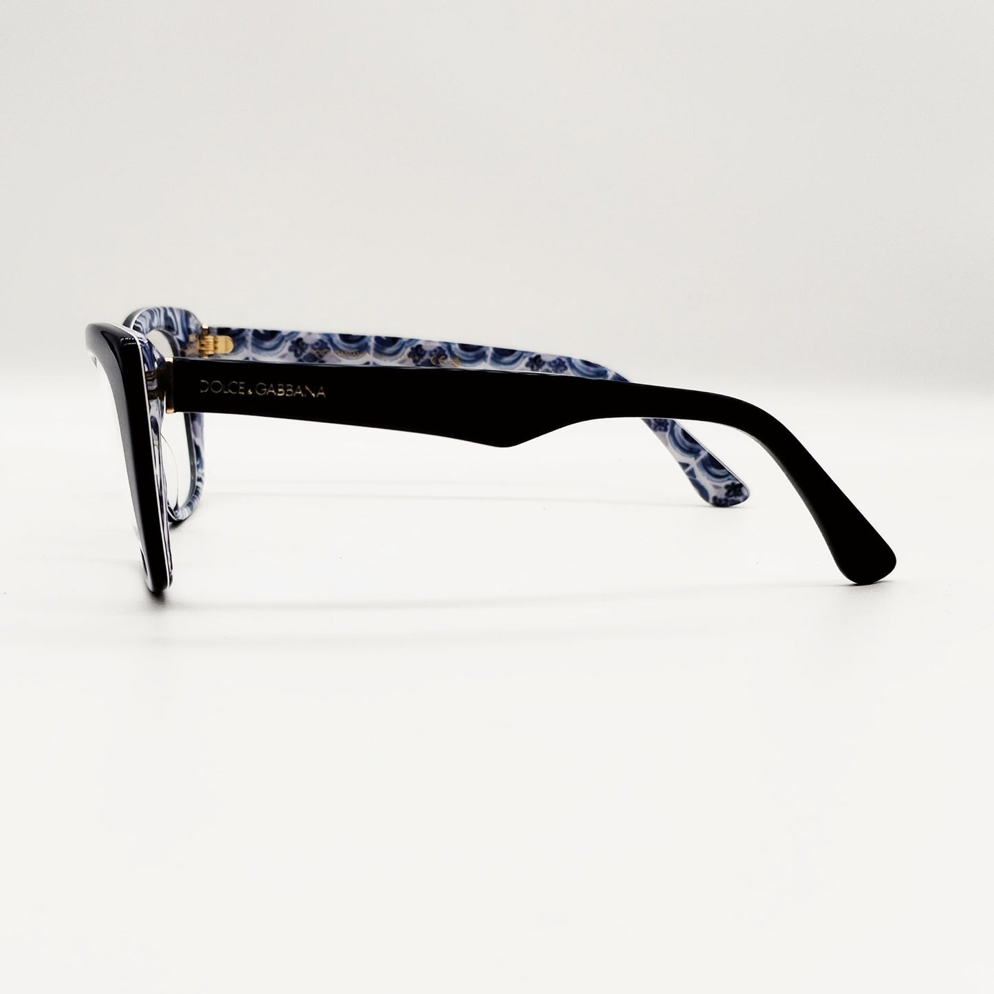 3360 [due varianti colore]