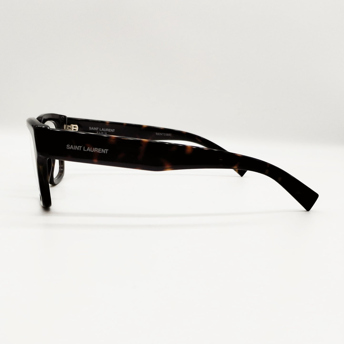 804 [due varianti colore]