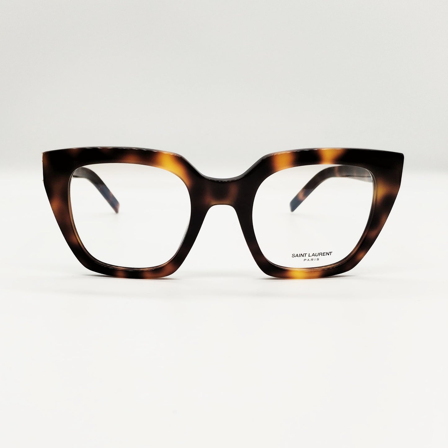 M143 [due varianti colore]