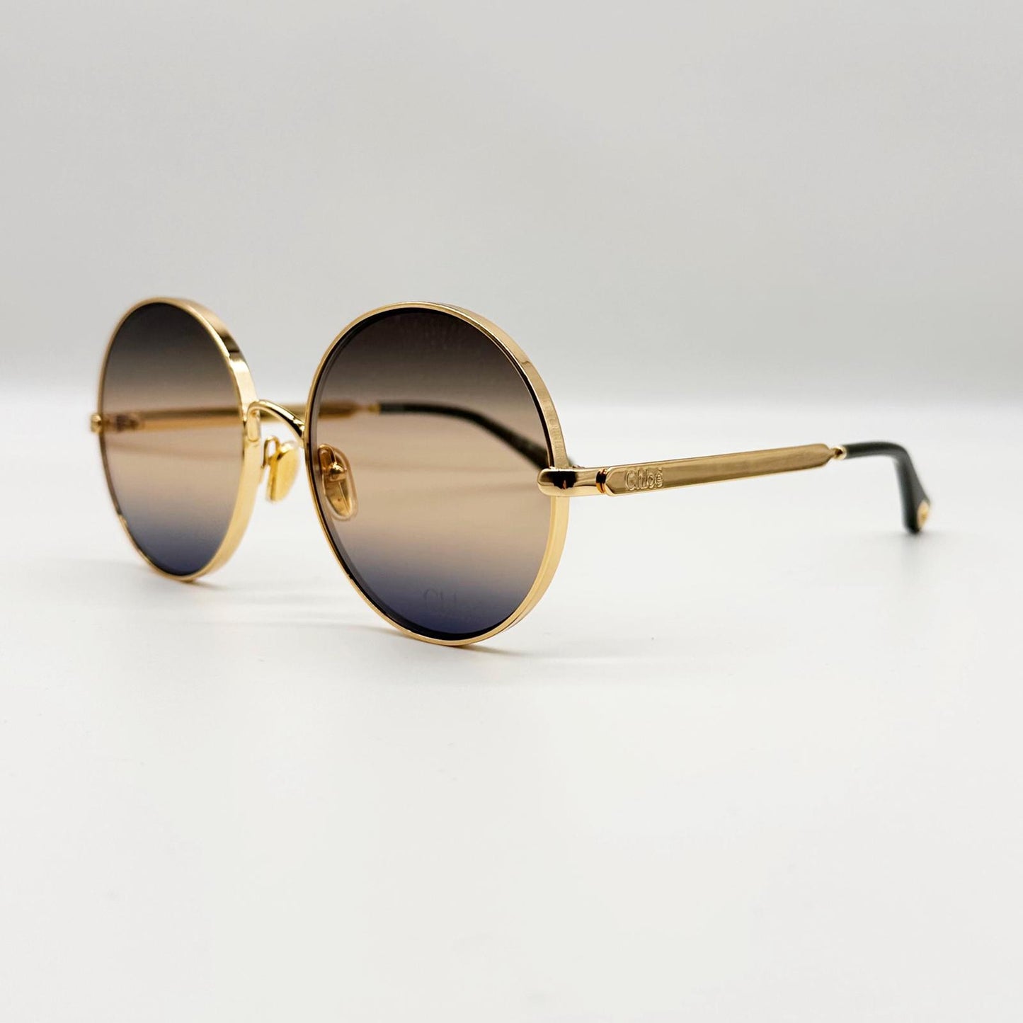 0321S [due varianti colore]