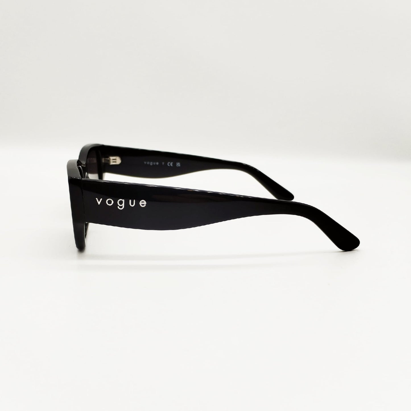 VO 5586 nero