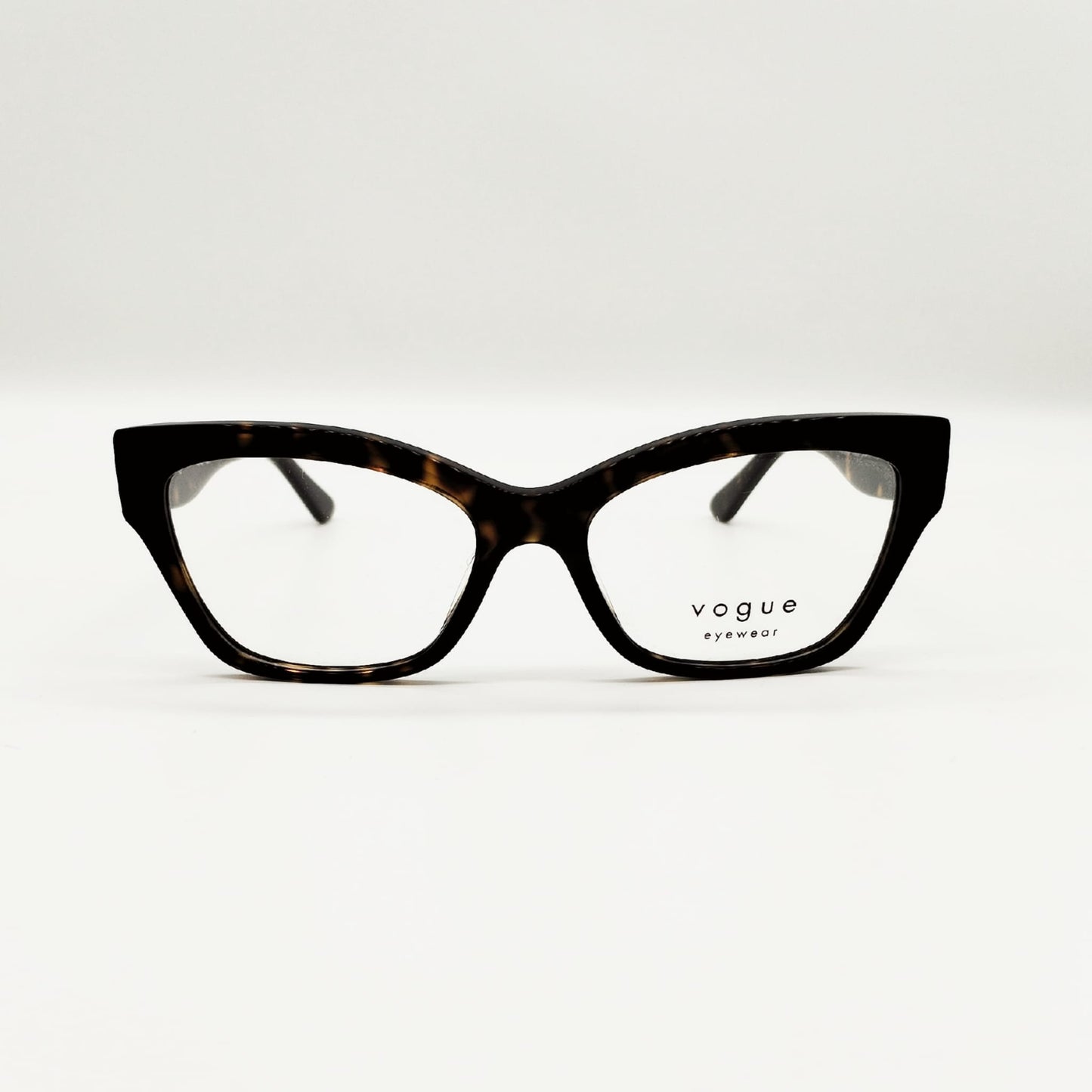 VO 5523 [due varianti colore]