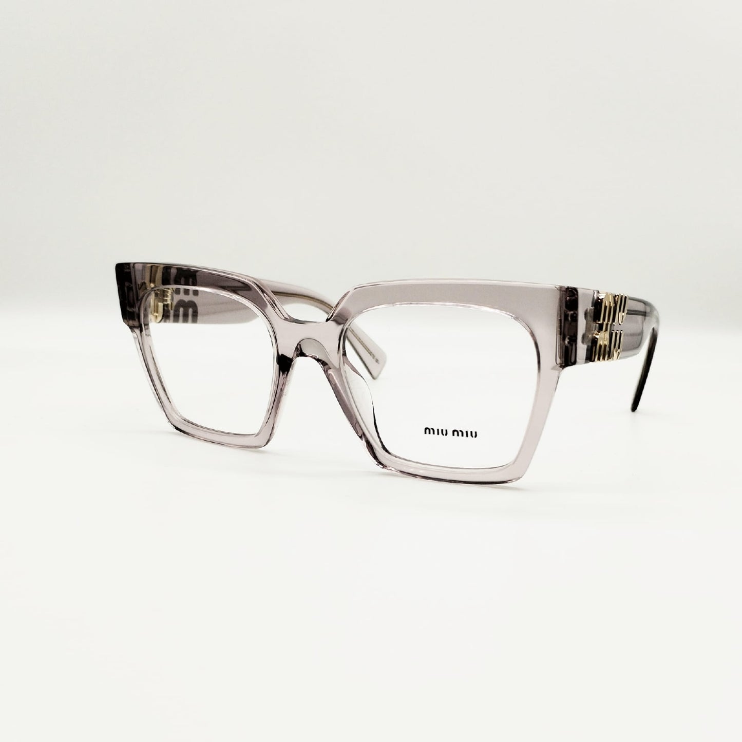 04U [tre varianti colore]